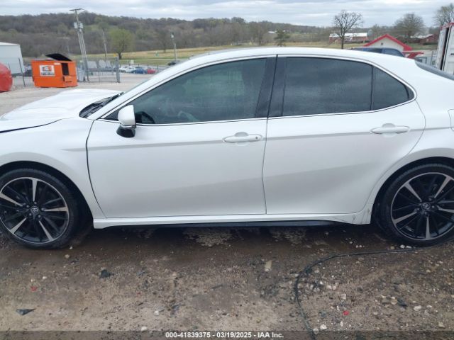4T1B61HK5KU839734 Toyota CAMRY XSE