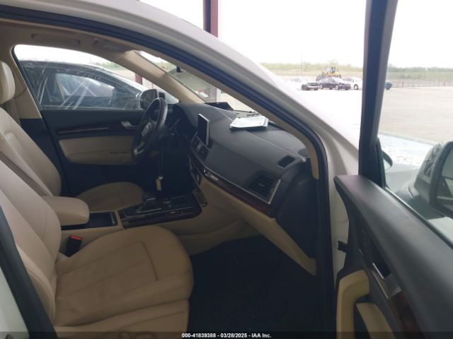 WA1BNAFY4J2034388 Audi Q5 2.0t Premium/2.0t Tech Premium