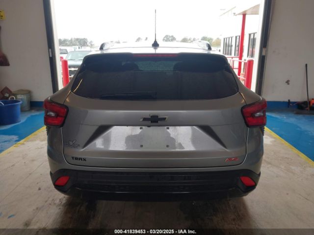 KL77LJE25RC093645 Chevrolet Trax Fwd 2rs