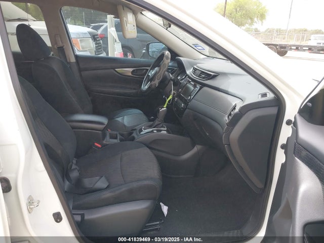 5N1AT2MT6KC717186 Nissan ROGUE S