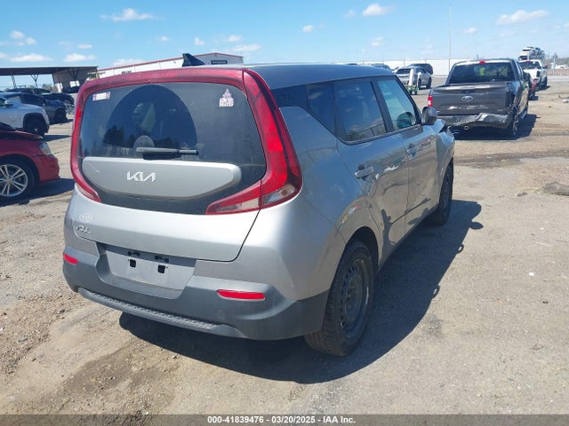 KNDJ23AU6N7828781 KIA SOUL LX