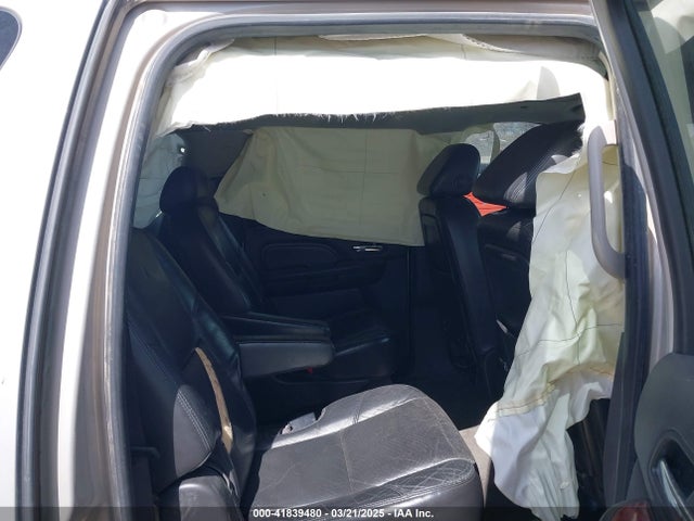 2008 CADILLAC ESCALADE ESV 1GYFK66898R179046 Photo 7