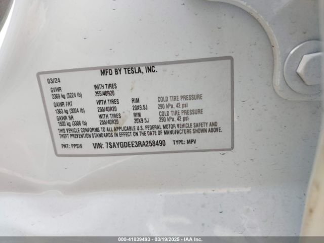 2024 TESLA MODEL Y 7SAYGDEE3RA258490 Photo 8