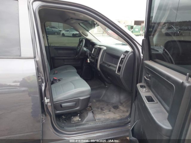 1C6RR6KG9HS768724 RAM 1500 Tradesman  4x2 5'7 Box