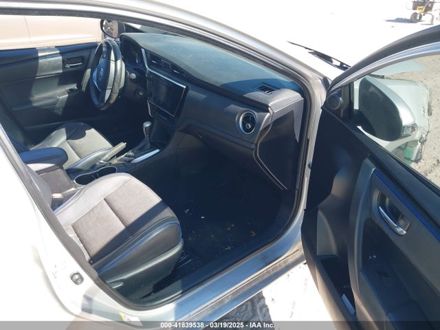 5YFBURHE1JP817437 Toyota COROLLA SE