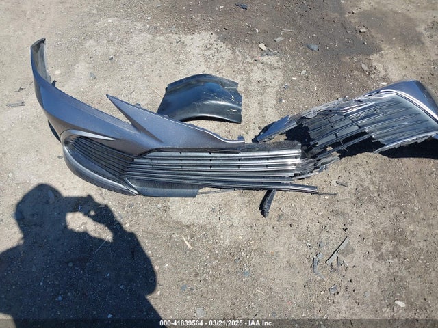 4T1C11AK5MU563426 Toyota CAMRY LE