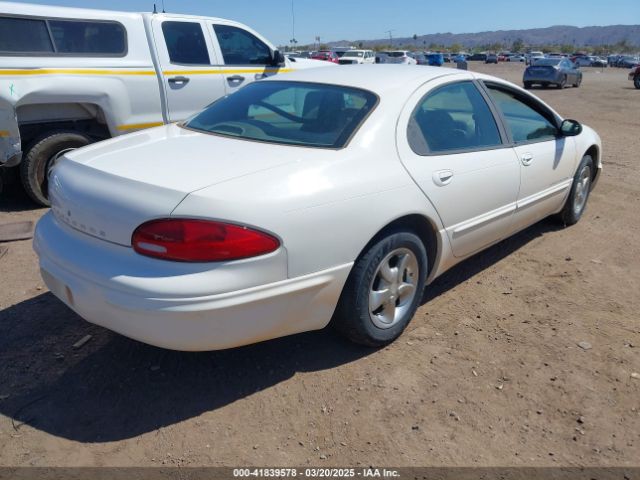 1998 CHRYSLER CONCORDE 2C3HD46R5WH202703 Photo 3