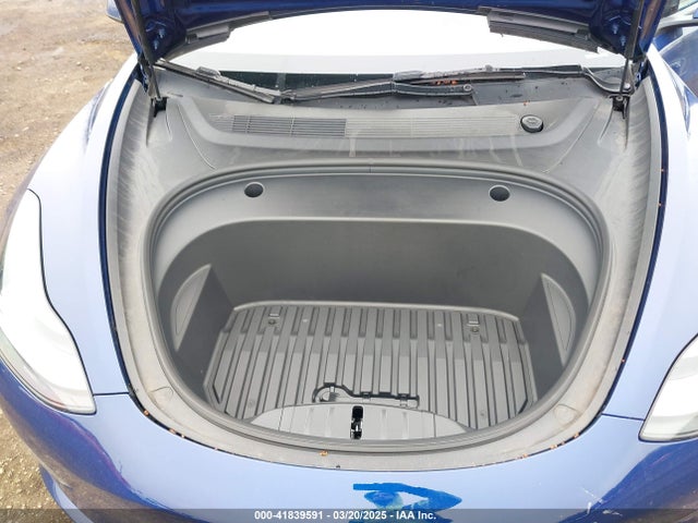 2023 TESLA MODEL 3 5YJ3E1EA1PF664311 Photo 9