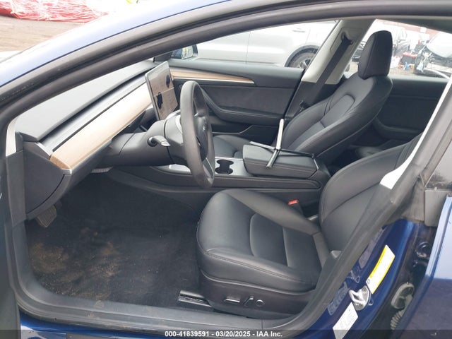 2023 TESLA MODEL 3 5YJ3E1EA1PF664311 Photo 4