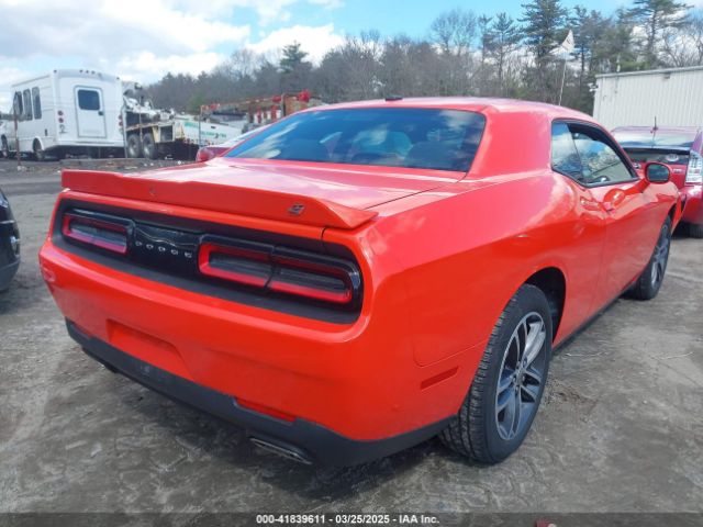 2C3CDZGG8KH684646 Dodge Challenger Sxt Awd