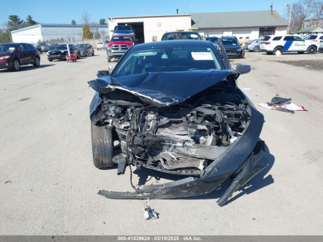 1G1ZD5ST3JF260870 Chevrolet MALIBU LT