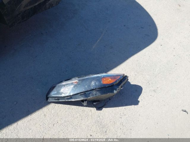 1G1ZD5ST3JF260870 Chevrolet MALIBU LT