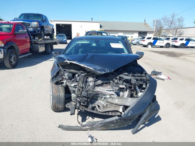 1G1ZD5ST3JF260870 Chevrolet MALIBU LT