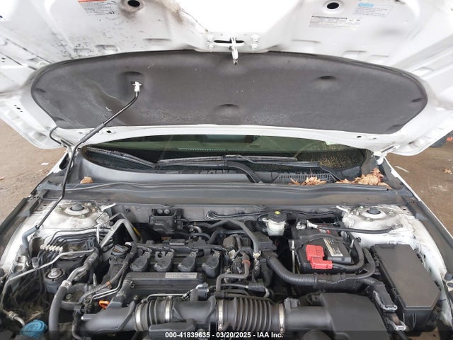 1HGCV1F12KA135001 Honda ACCORD LX