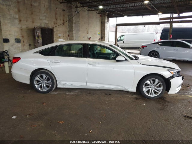 1HGCV1F12KA135001 Honda ACCORD LX