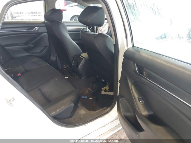 1HGCV1F12KA135001 Honda ACCORD LX