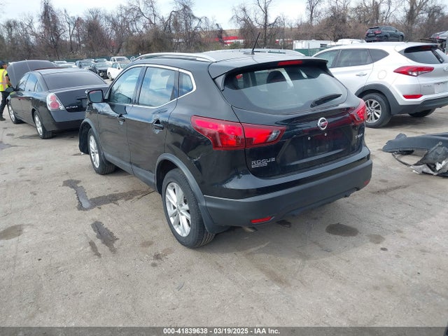 JN1BJ1CR6JW281776 Nissan Rogue Sport Sv