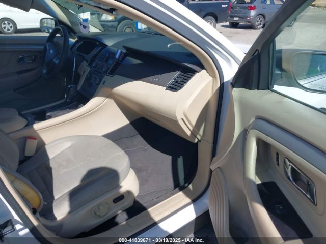 1FAHP2D84GG129568 Ford TAURUS SE