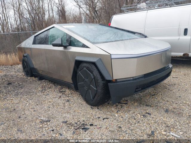 2024 TESLA CYBERTRUCK 7G2CEHEE4RA054072