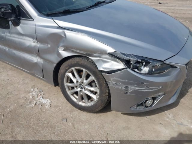 3MZBM1L77FM138326 Mazda Mazda3 I Touring