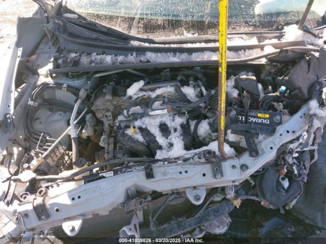 2T1BURHE3EC183098 Toyota COROLLA LE