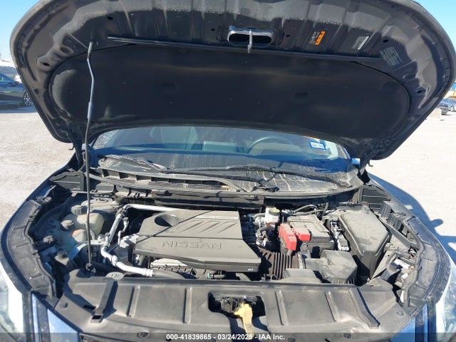 5N1BT3BA9NC715254 Nissan Rogue Sv Fwd