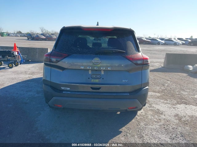 5N1BT3BA9NC715254 Nissan Rogue Sv Fwd