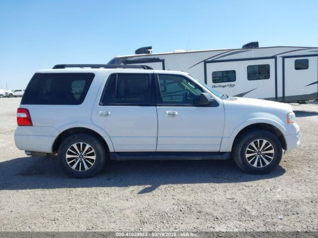 1FMJU1HT1GEF08323 Ford Expedition Xlt