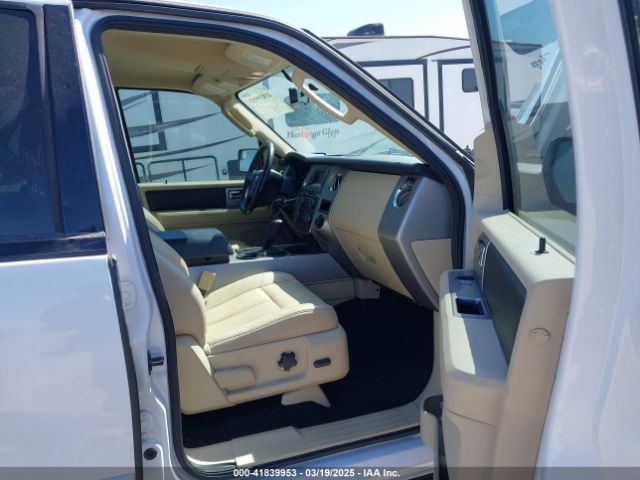 1FMJU1HT1GEF08323 Ford Expedition Xlt
