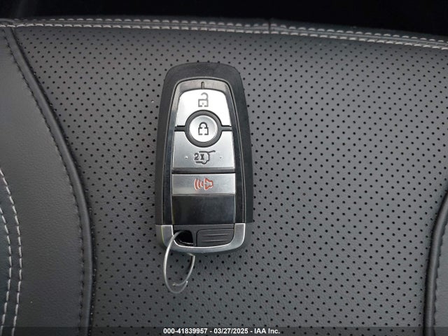 3FMTK3SU4NMA04044 Ford Mustang Mach-e Premium