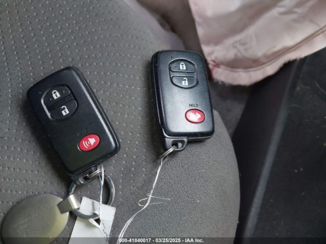 JTDKN3DU7E1833935 Toyota Prius Three