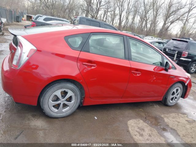 JTDKN3DU7E1833935 Toyota Prius Three
