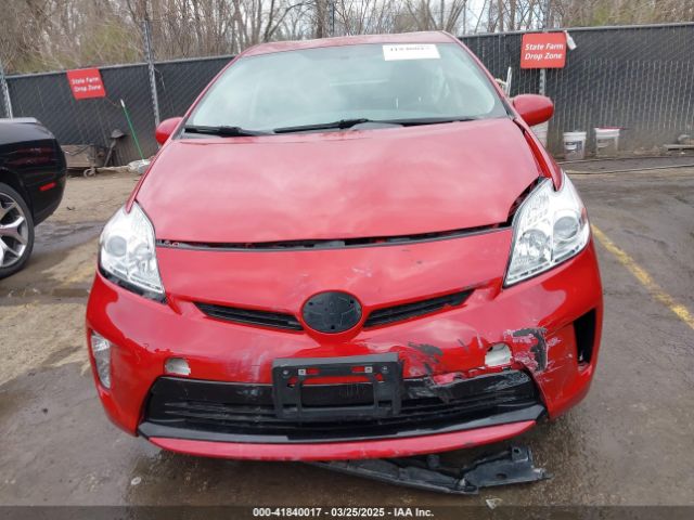 JTDKN3DU7E1833935 Toyota Prius Three