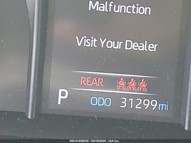 JTEAAAAH4NJ110669 Toyota VENZA LE