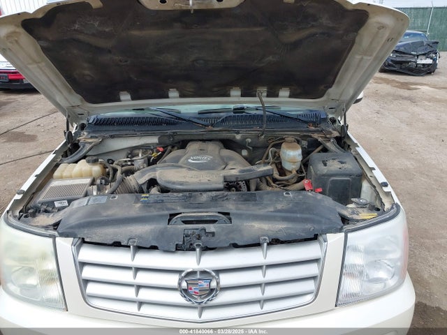 2004 CADILLAC ESCALADE ESV 3GYFK66N84G242881 Photo 9