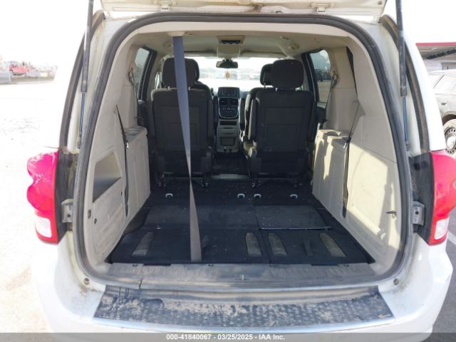 2C4RDGBGXKR682747 Dodge Grand Caravan Se