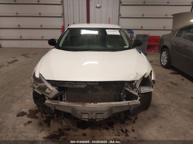 1N4AA6AP4GC418589 Nissan Maxima 3.5 S