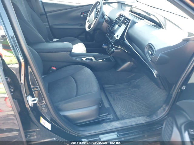 JTDKBRFU9J3061915 Toyota Prius Two