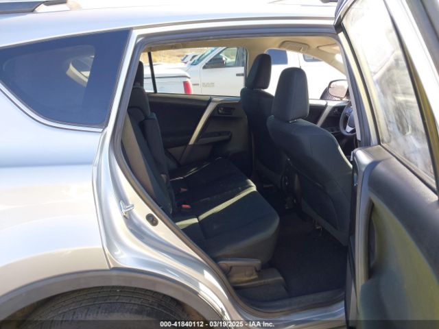 2T3ZFREV6HW331736 Toyota RAV4 LE