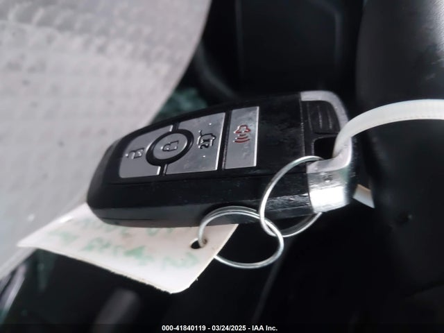 1FMCU9G60NUB55451 Ford ESCAPE SE