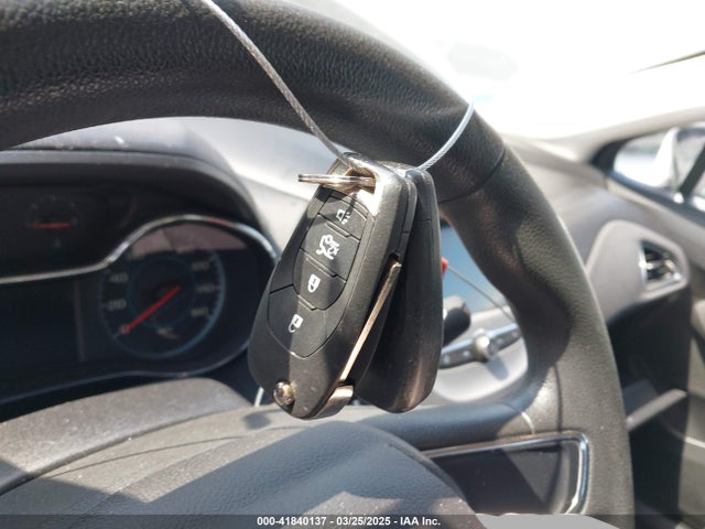 1G1BC5SM1J7225123 Chevrolet Cruze Ls Auto