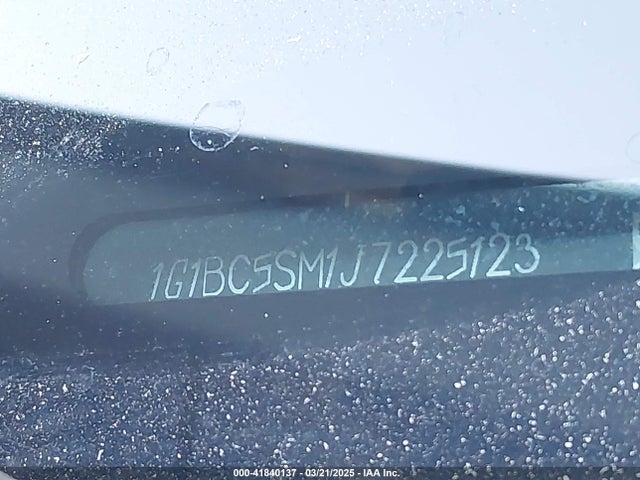 1G1BC5SM1J7225123 Chevrolet Cruze Ls Auto