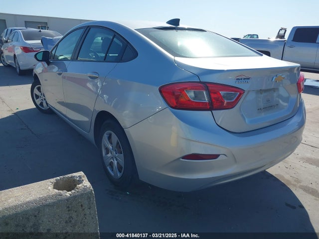 1G1BC5SM1J7225123 Chevrolet Cruze Ls Auto