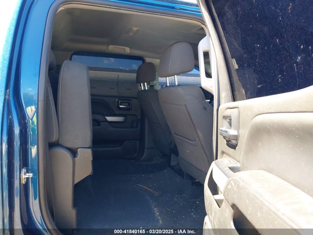 3GCUKREC9JG549597 Chevrolet Silverado 1500 2lt