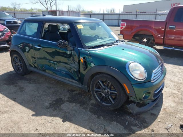 2011 MINI COOPER WMWSU3C5XBT096157 Photo 0