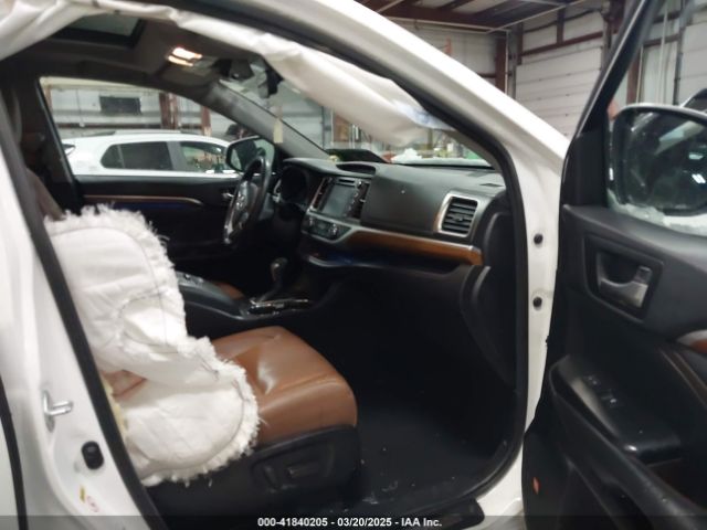5TDDZRFH2JS874888 Toyota Highlander Limited Platinum