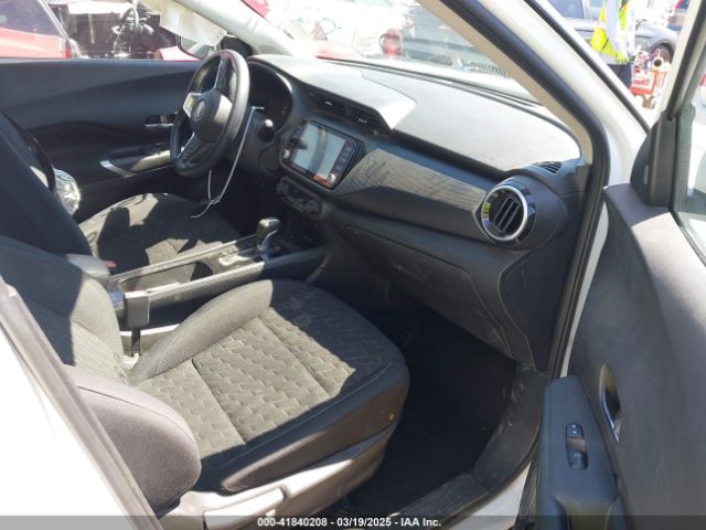 3N1CP5CV9NL486432 Nissan Kicks Sv Xtronic Cvt