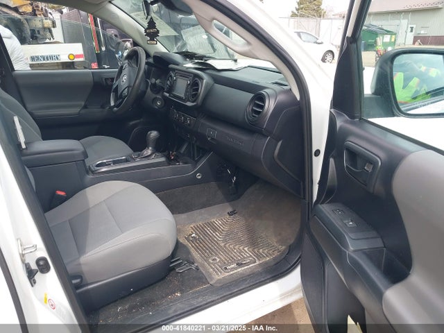 5TFRX5GN1KX162876 Toyota Tacoma Sr