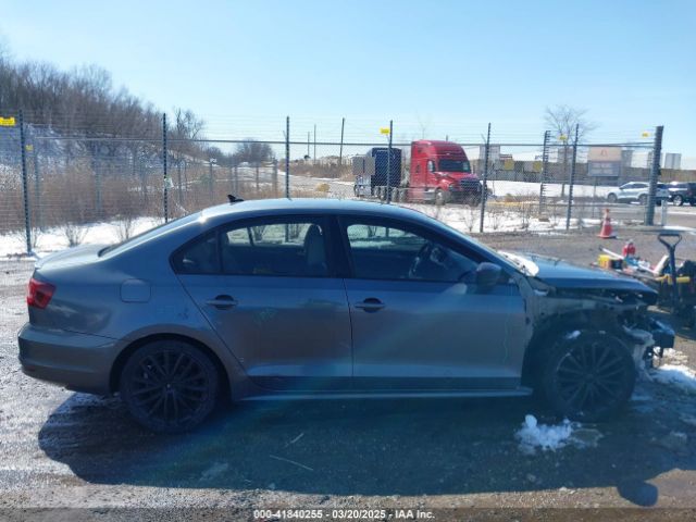 3VWD17AJ7GM301738 Volkswagen Jetta 1.8t Sport