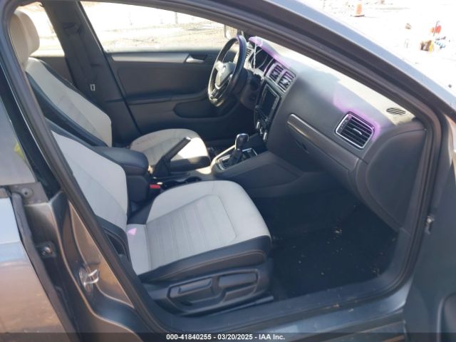 3VWD17AJ7GM301738 Volkswagen Jetta 1.8t Sport